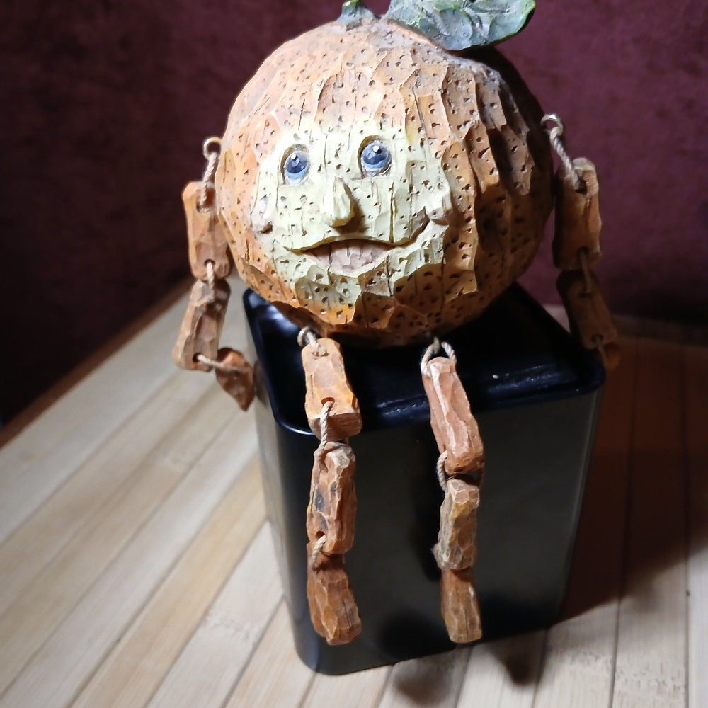 Vintage Anthropomorphic Orange Fruit Shelf Sitter